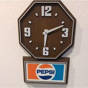 VTG Pepsi Hanging Wall Clock Sign Advertisement Soda Shop Tested Work's